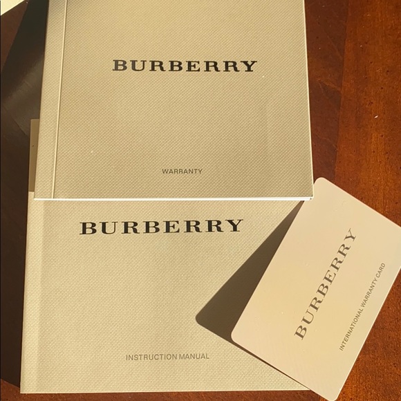 It is an 100% authentic Burberry watch. - Picture 9 of 9